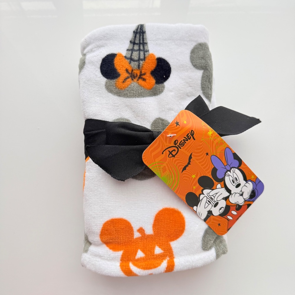 Disney Halloween Mickey Minnie Mouse Pumpkin Witch Hand Bath Kitchen Towels 2